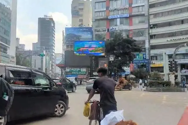 Gulshan Circle-2 LED screen, Gulshan